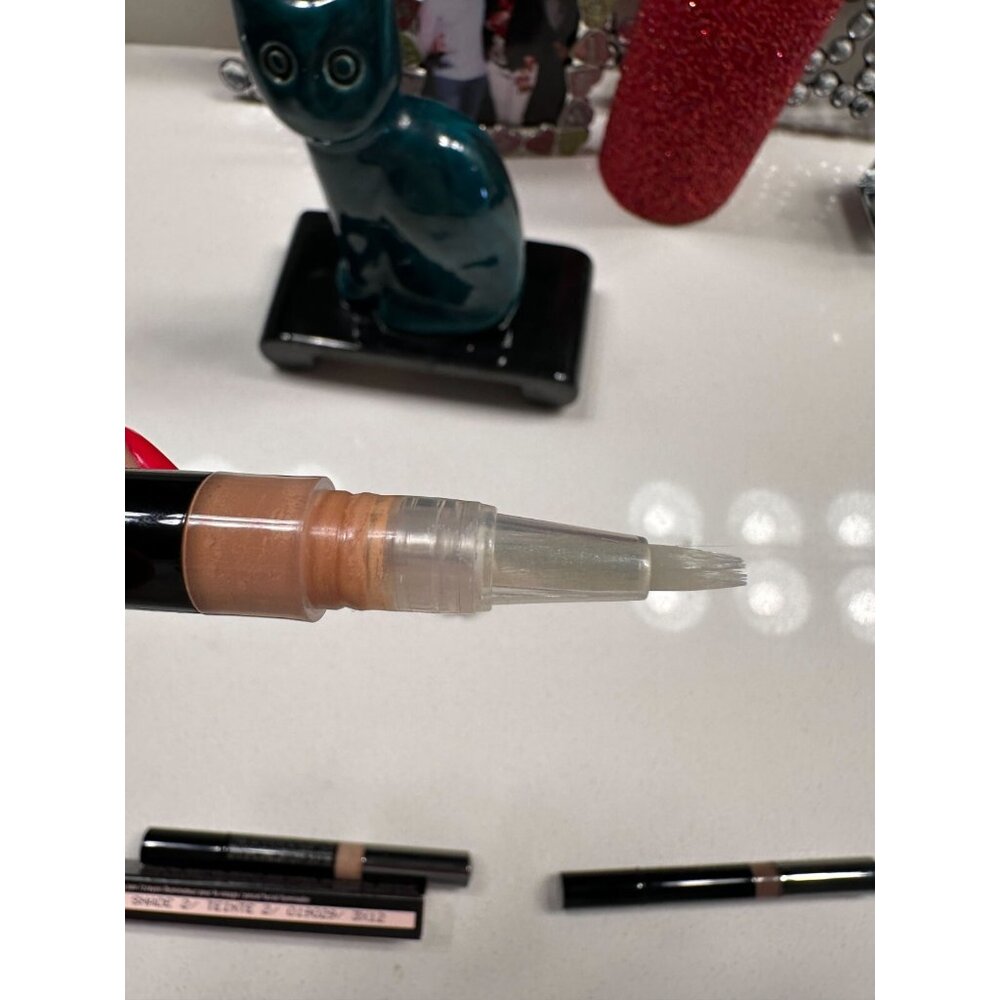 Mary Kay Facial Highlighting Pen Shade 3 New In Box 019031 - Picture 3 of 5